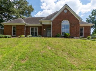 1377 Hawkcrest Cv S, Cordova, TN 38016