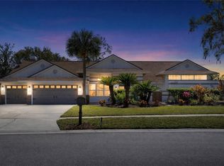 512 Crystal Grove Blvd, Lutz, FL 33548