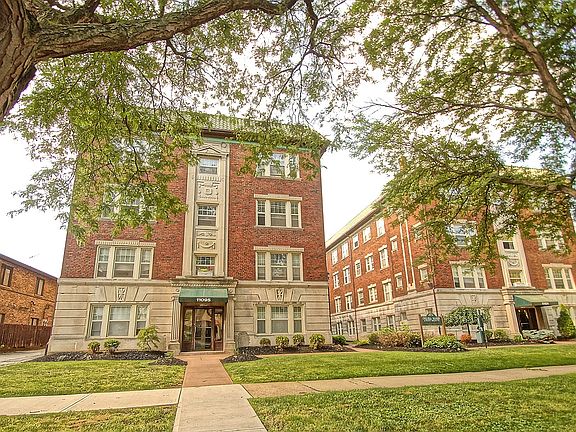 Chelsea Manor