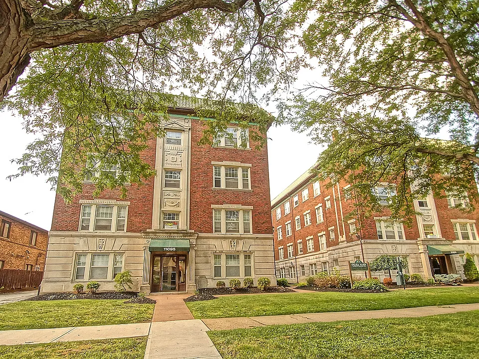 Chelsea Manor