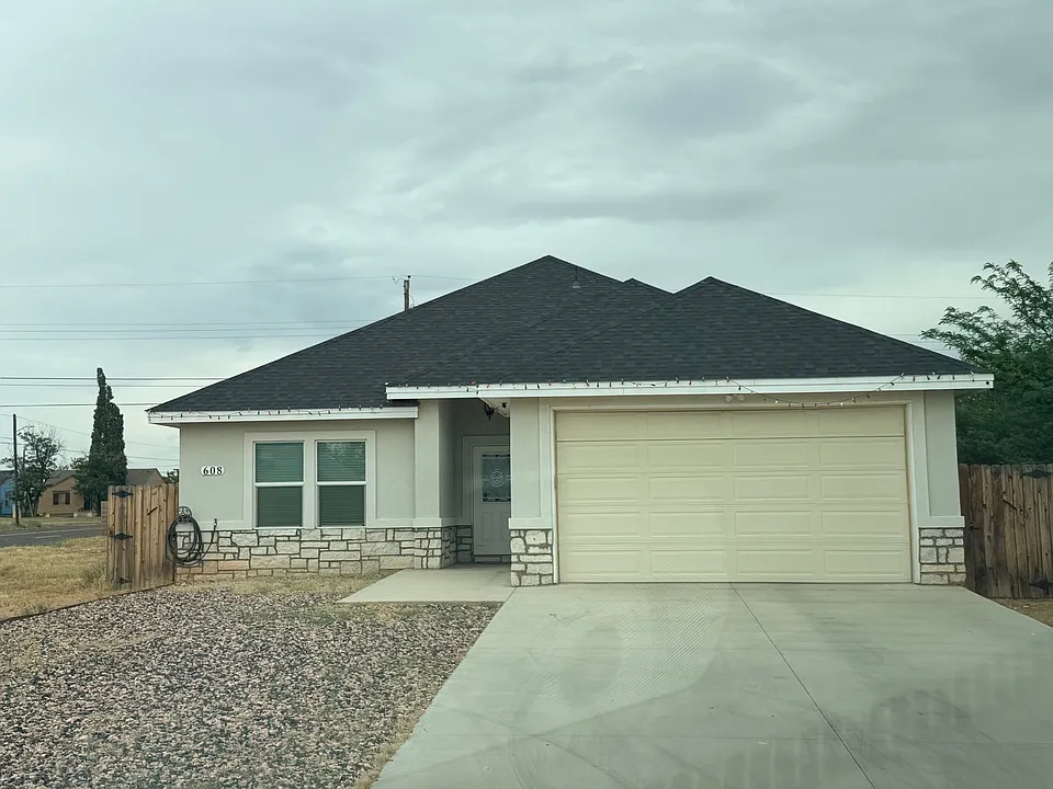 608 Amburgey Ave
