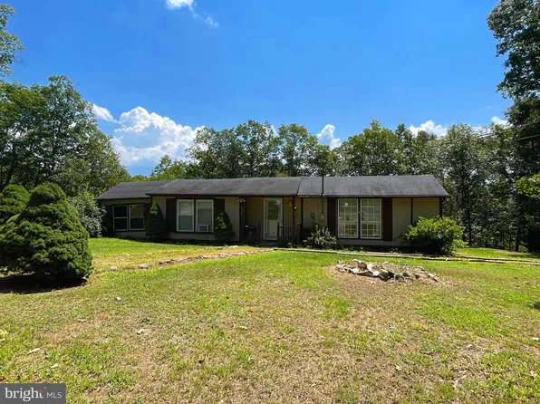 538 Gall Ln, Springfield, WV 26763