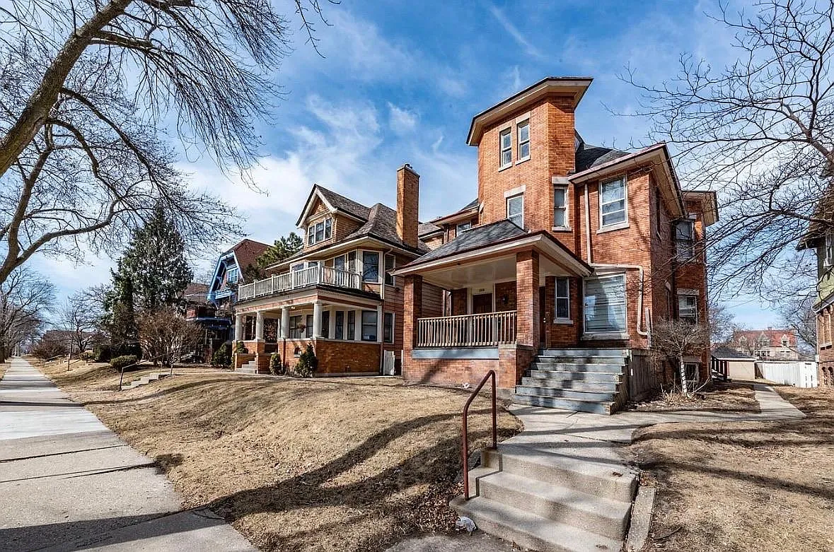 3034 W State St - 3036A — Photo 4