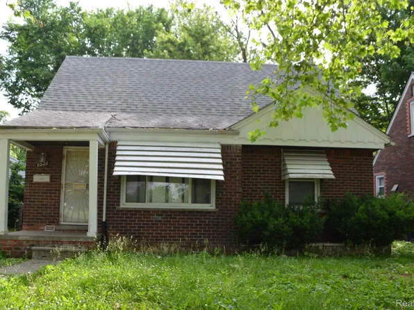 9226 Mansfield St, Detroit, MI 48228
