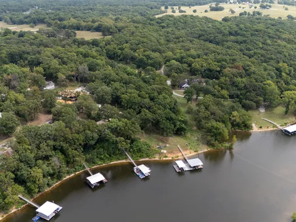 S 303rd Ln, Grove, OK 74344