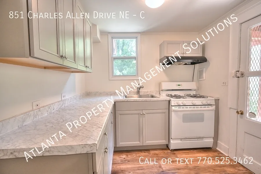 851 Charles Allen Dr NE #C