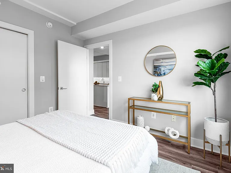 1311 13th St NW #Penthouse 602-2 — Photo 13