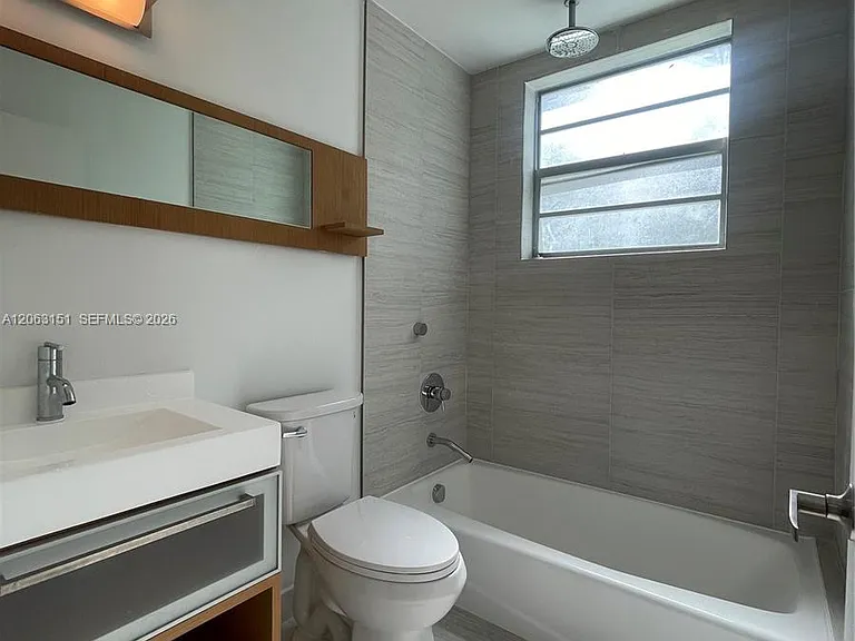 2021 Meridian Ave #12 — Photo 14