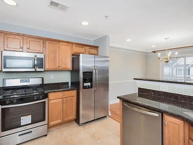 187 Blue Heron Dr — Photo 6