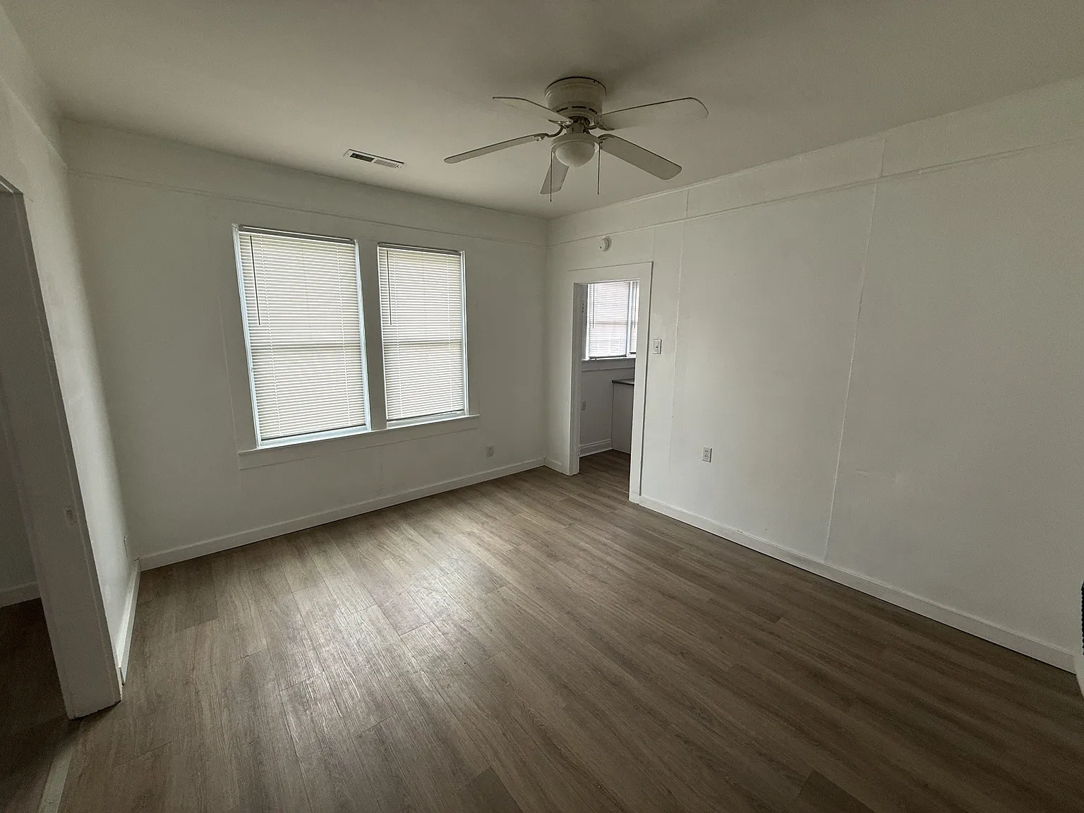 125 Clyde Street - 1 — Photo 2