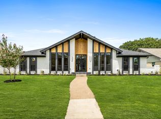 9049 Maple Glen Dr, Dallas, TX 75231