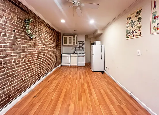 Rented by Terra Magia Inc | media 27