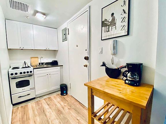 5th image of 106 E 31st St #2A
