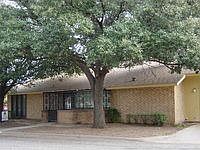1st image of 3919 Driftwood Dr