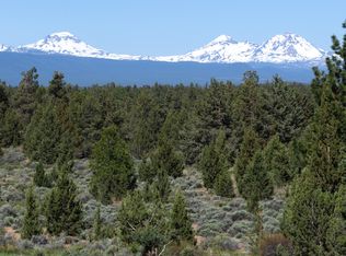 64643 Boones Borough Dr, Bend, OR 97701