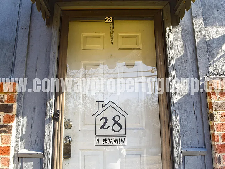 28 N Broadview St — Photo 5