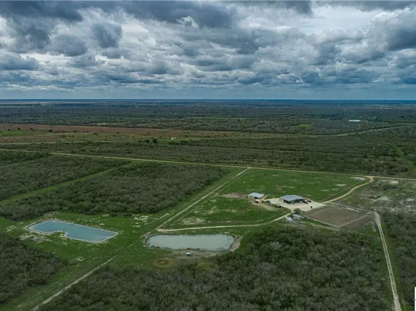 6479 San Antonio River Rd, Victoria, TX 77905
