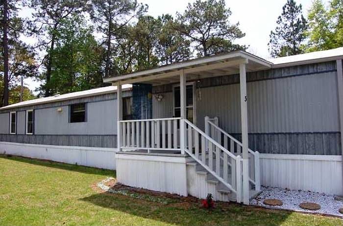 1st image of 3 Topsail Ln
