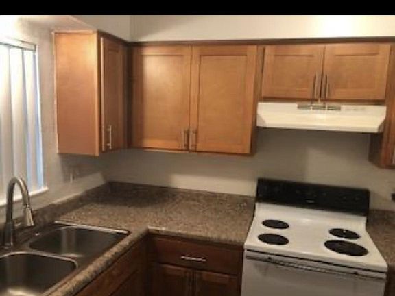 3rd image of 4781 Walden Cir APT E