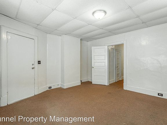 3rd image of 2309 Glass St #A