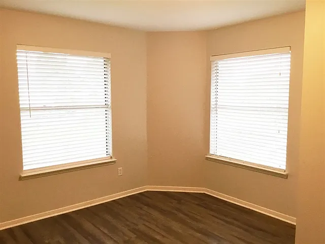 3506 Pine Tree Dr — Photo 14
