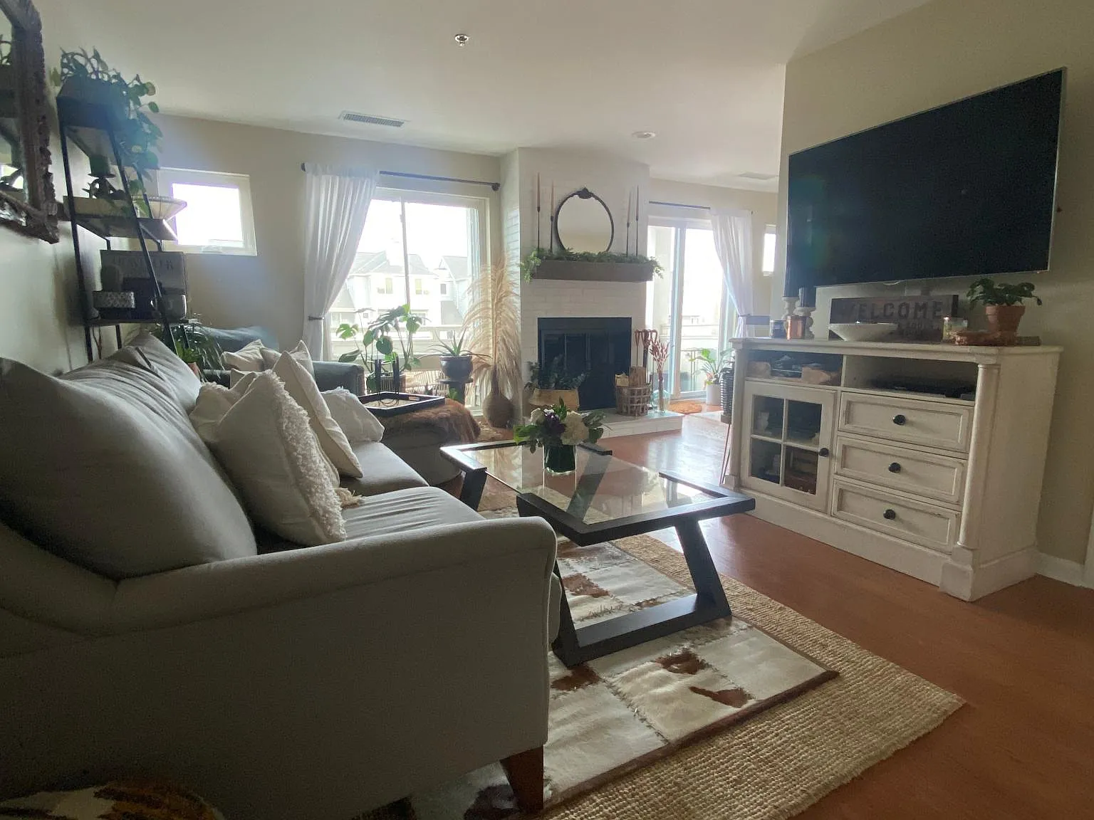 200 Falls Blvd — Photo 2