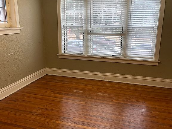 4th image of 5247 Bancroft Ave #1E