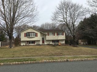 24 Paula Dr, Long Valley, NJ 07853