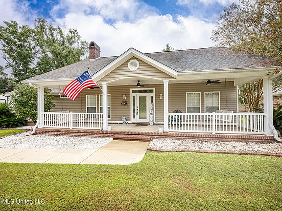 5th image of 9227 Nancy Dr