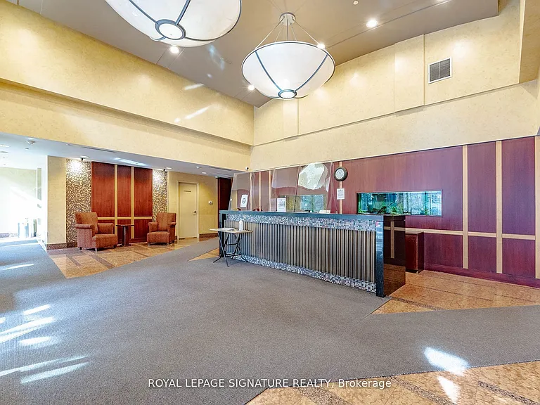 21 Hillcrest Ave #209 — Photo 34