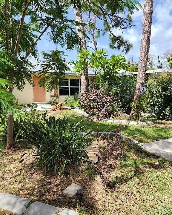 1st image of 3680 Mango St