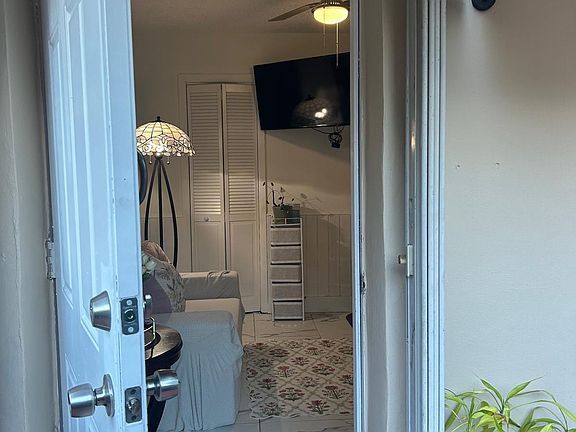 4th image of 11080 SW 59th Ter #1