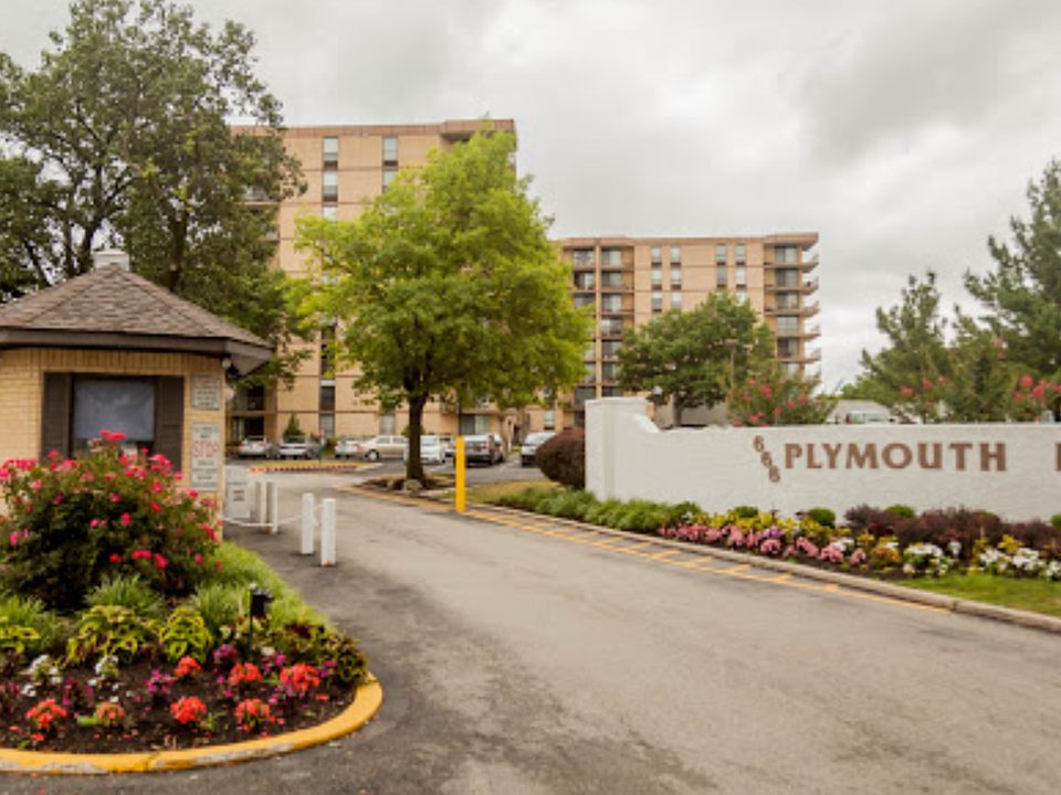 1st image of 666 W Germantown Pike APT 1207