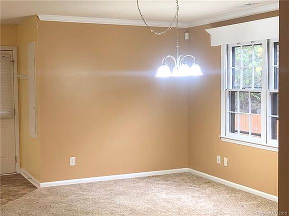 5th image of 2141 Dembrigh Ln