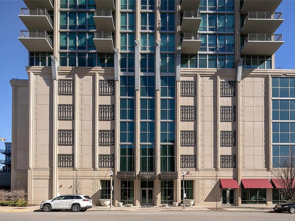 1st image of 4909 Laclede Ave APT 1504