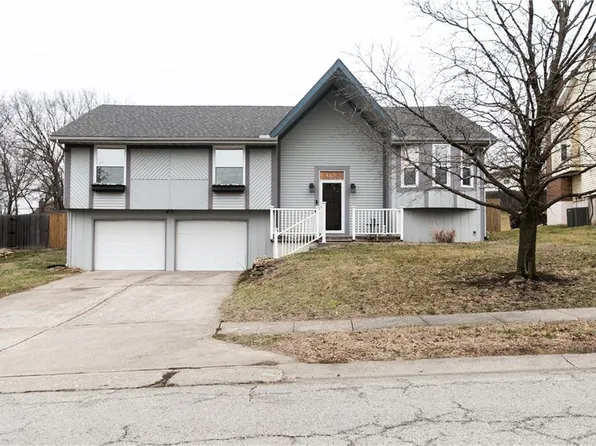 1418 NE 83rd St, Kansas City, MO 64118