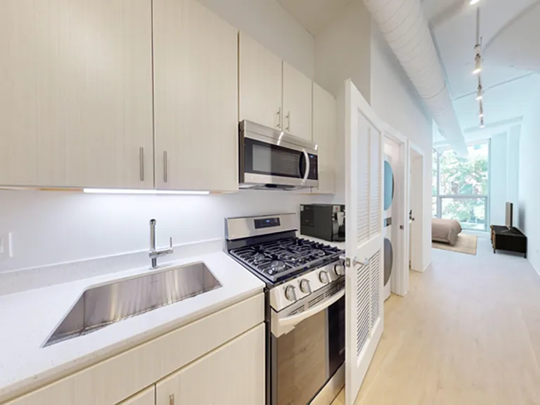755 S Clark St #224 — Photo 5