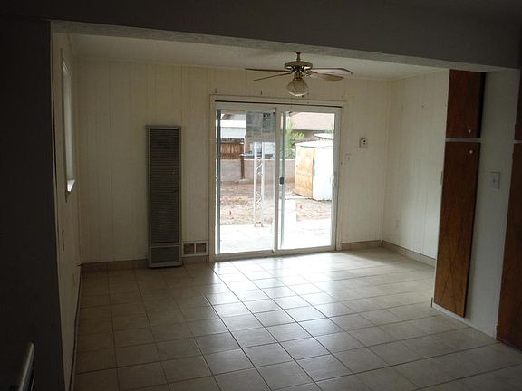 2nd image of 2717 Aliso Dr NE