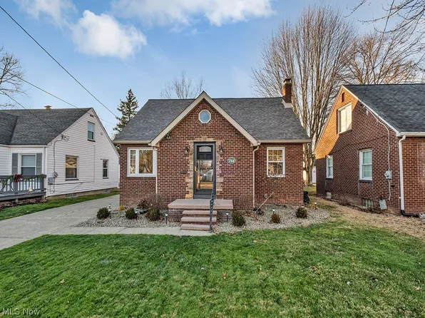 714 Central Parkway Ave SE, Warren, OH 44484