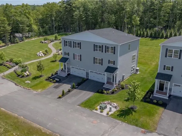 2 Old County Village Rd #B, Smithfield, RI 02917