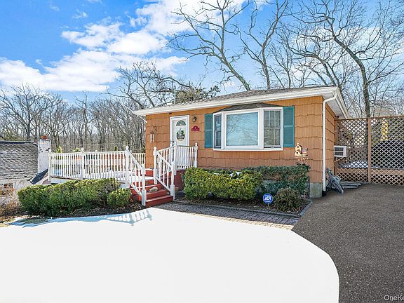 5th image of 6 Hillside Road