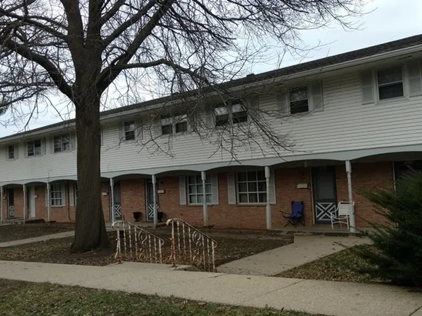 1830 Remington Rd, Rockford, IL 61108