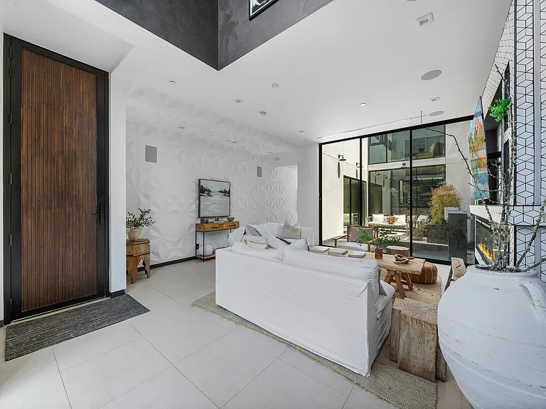 838 California Ave — Photo 21