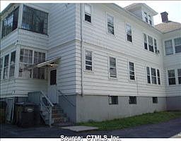 2nd image of 18 Sherbrooke Ave
