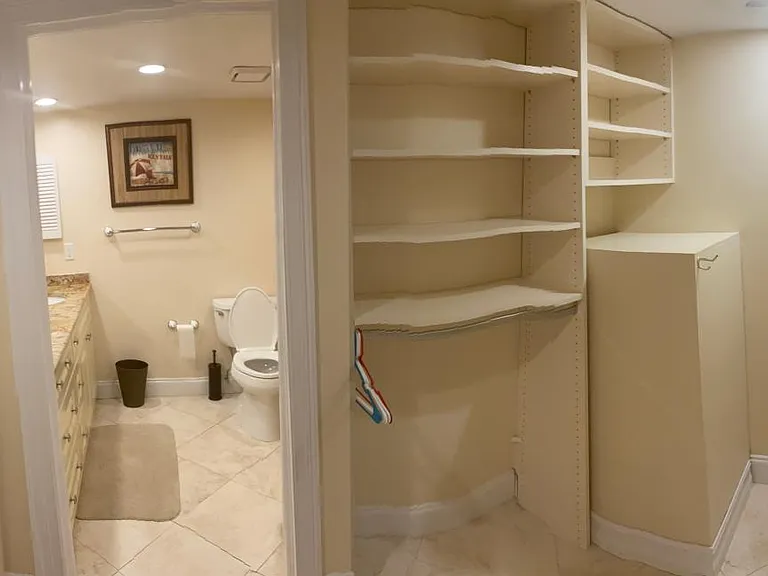 9064 Midnight Pass Rd — Photo 13