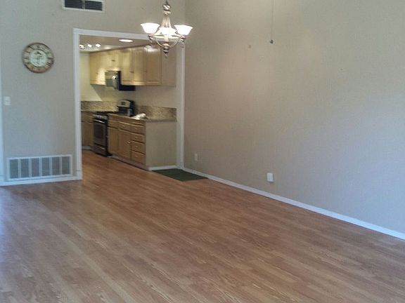 5th image of 2772 Tentsmuir Pl
