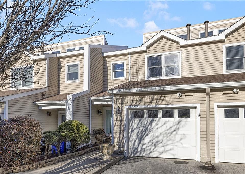 1st image of 53 Lawton Brook Ln