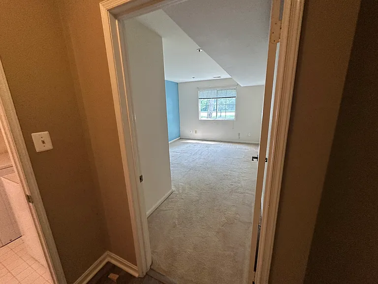 4906 Columbia Rd #2 — Photo 36