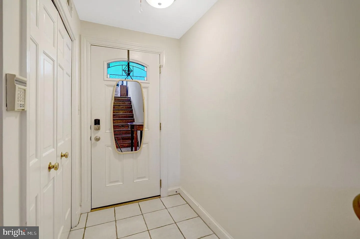 2 bed, 2.5 bath, 1938 sqft, $7,500 — Photo 2