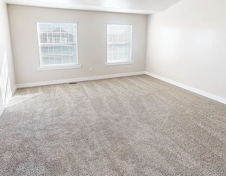 246 E Bridgewater Ln — Photo 4
